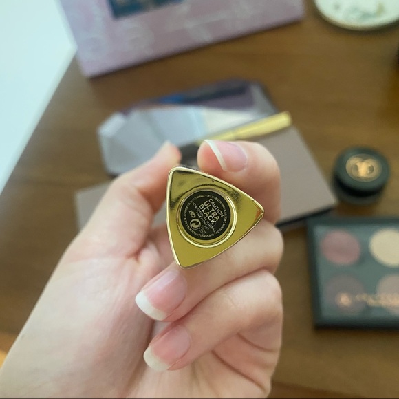 various makeup! ABH, Becca, Hourglass